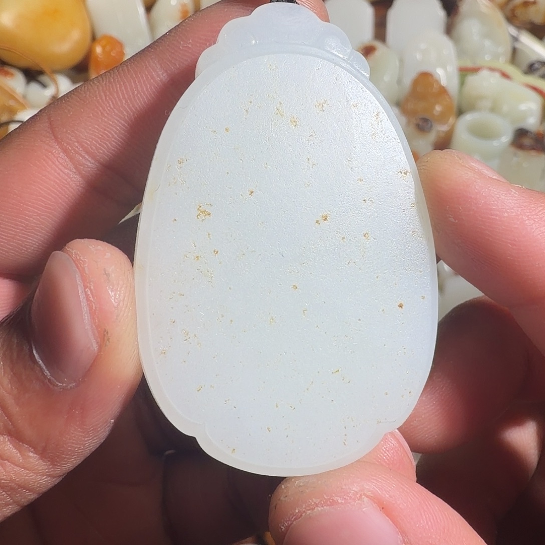 和田玉未镶嵌挂件