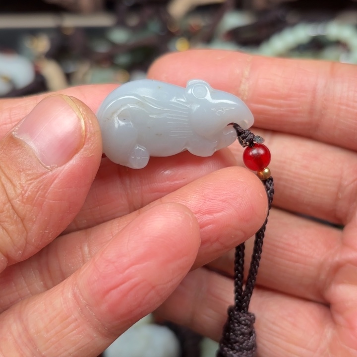 和田玉吊坠未镶嵌