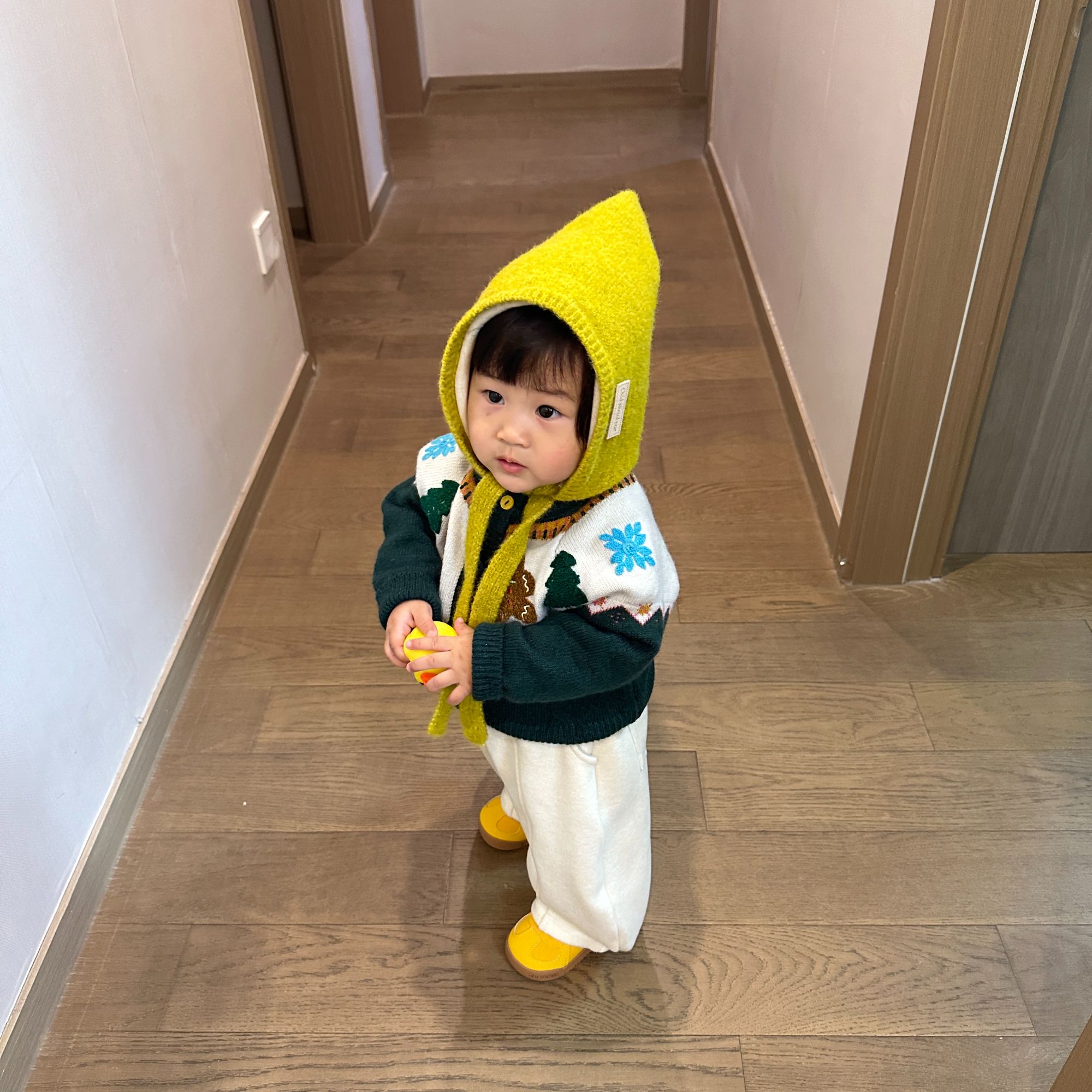 婴幼儿圣诞氛围感加厚毛衣冬季男女宝宝洋气提花针织开衫保暖冬装