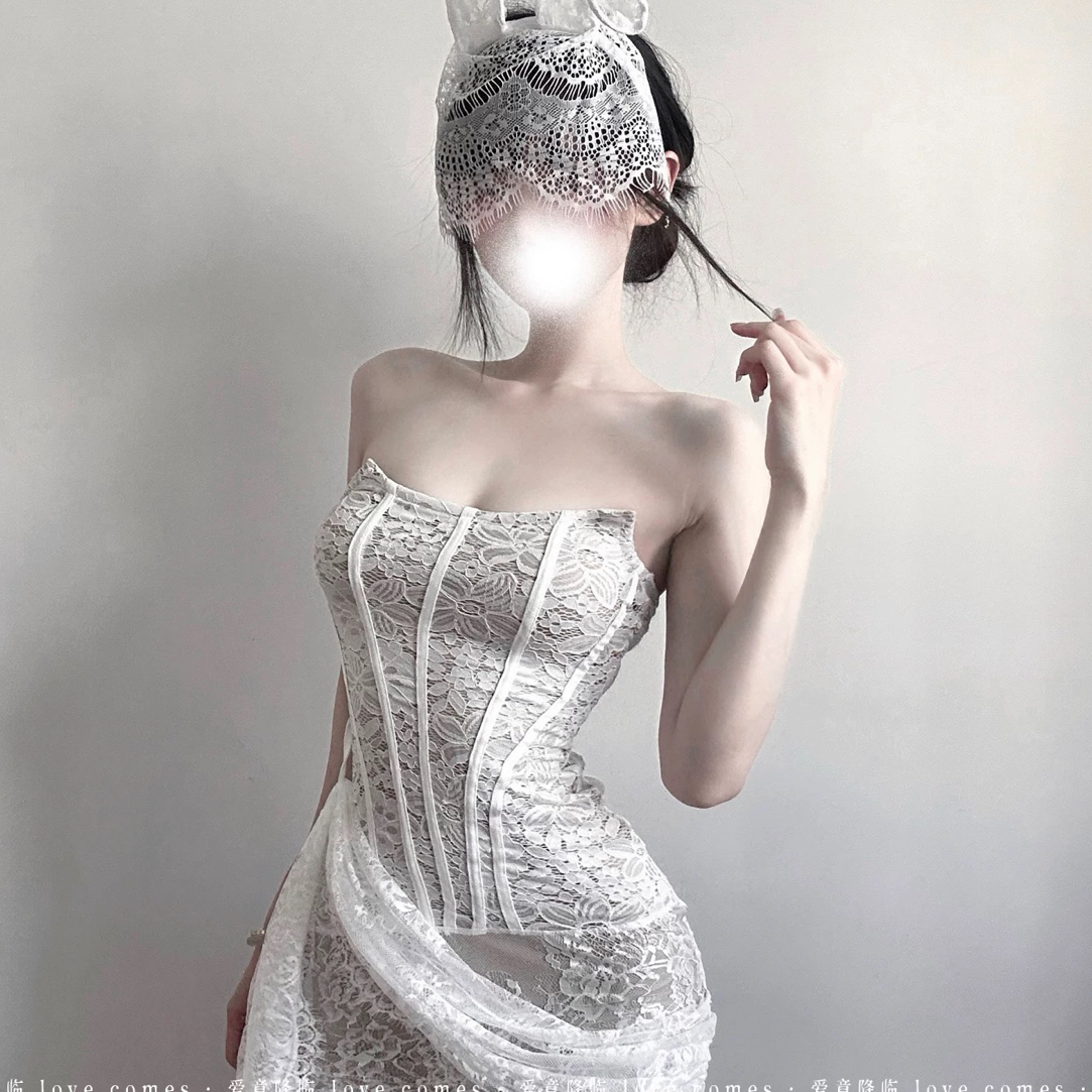 绝美氛围感白月光蕾丝抹胸包臀短裙尽显女神风范