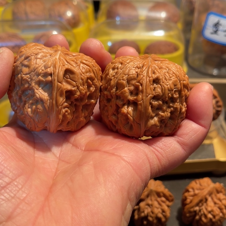 文玩核桃把件真***香全品门墩47➕