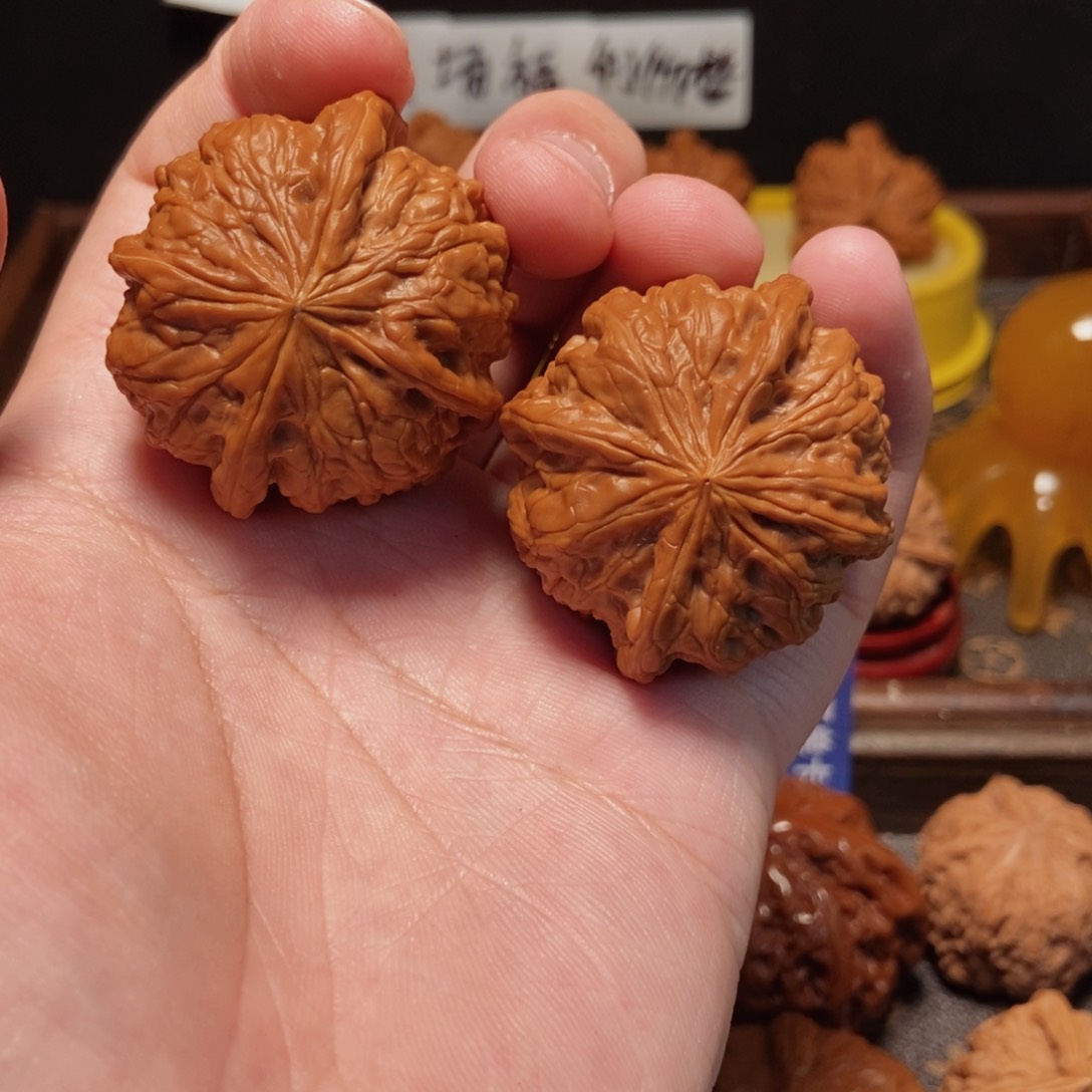 吊坠文玩核桃凹底4麟42尺11