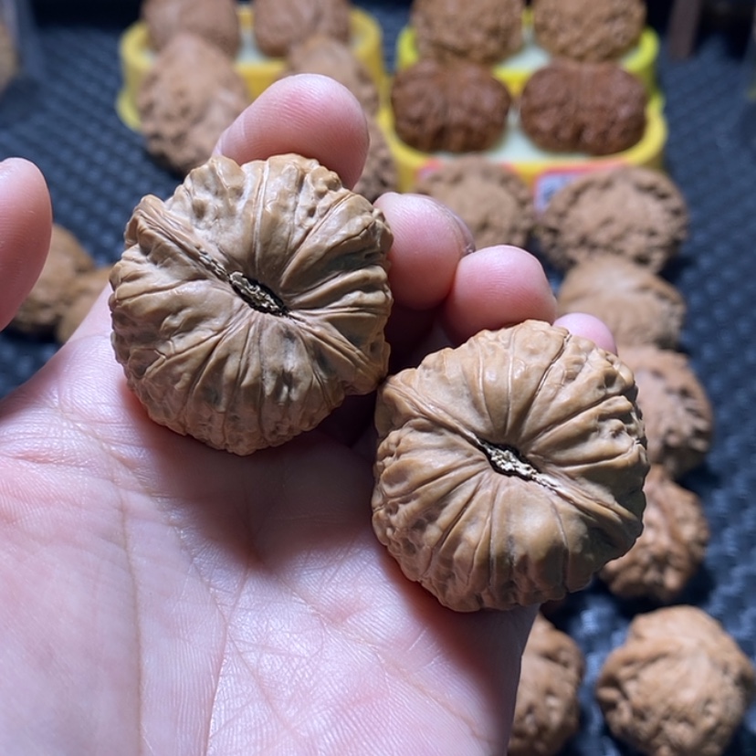 【闪购商品】文玩核桃吊坠嘉*南瓜