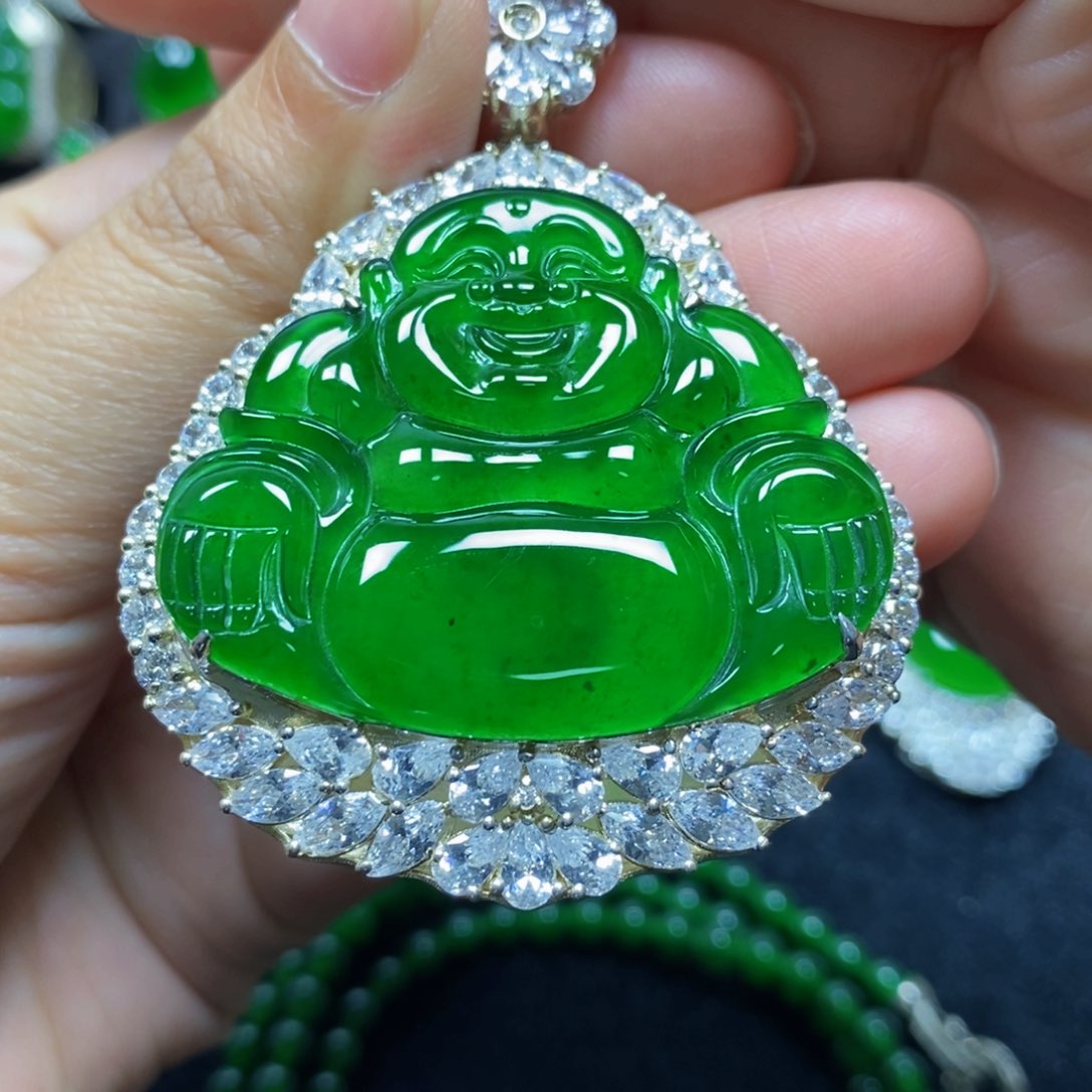 翡翠颈饰银S925镶嵌君**博天然翡翠