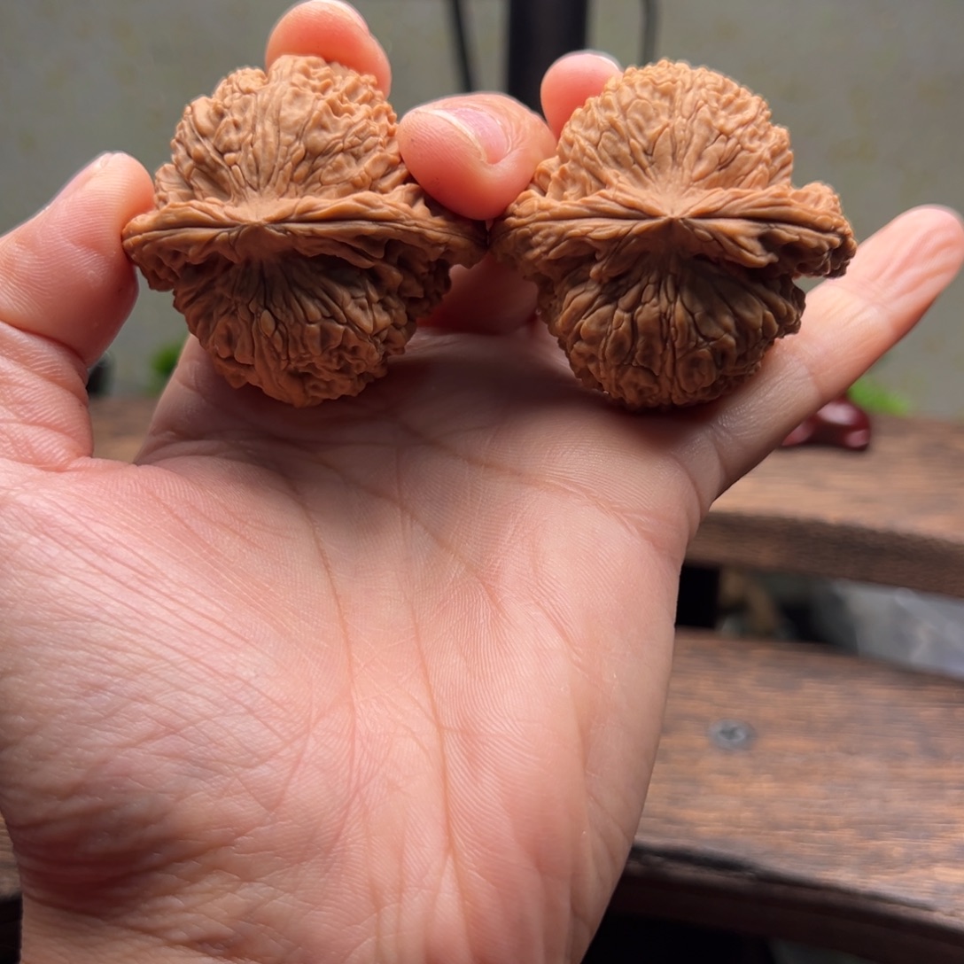 文玩核桃吊坠45南疆