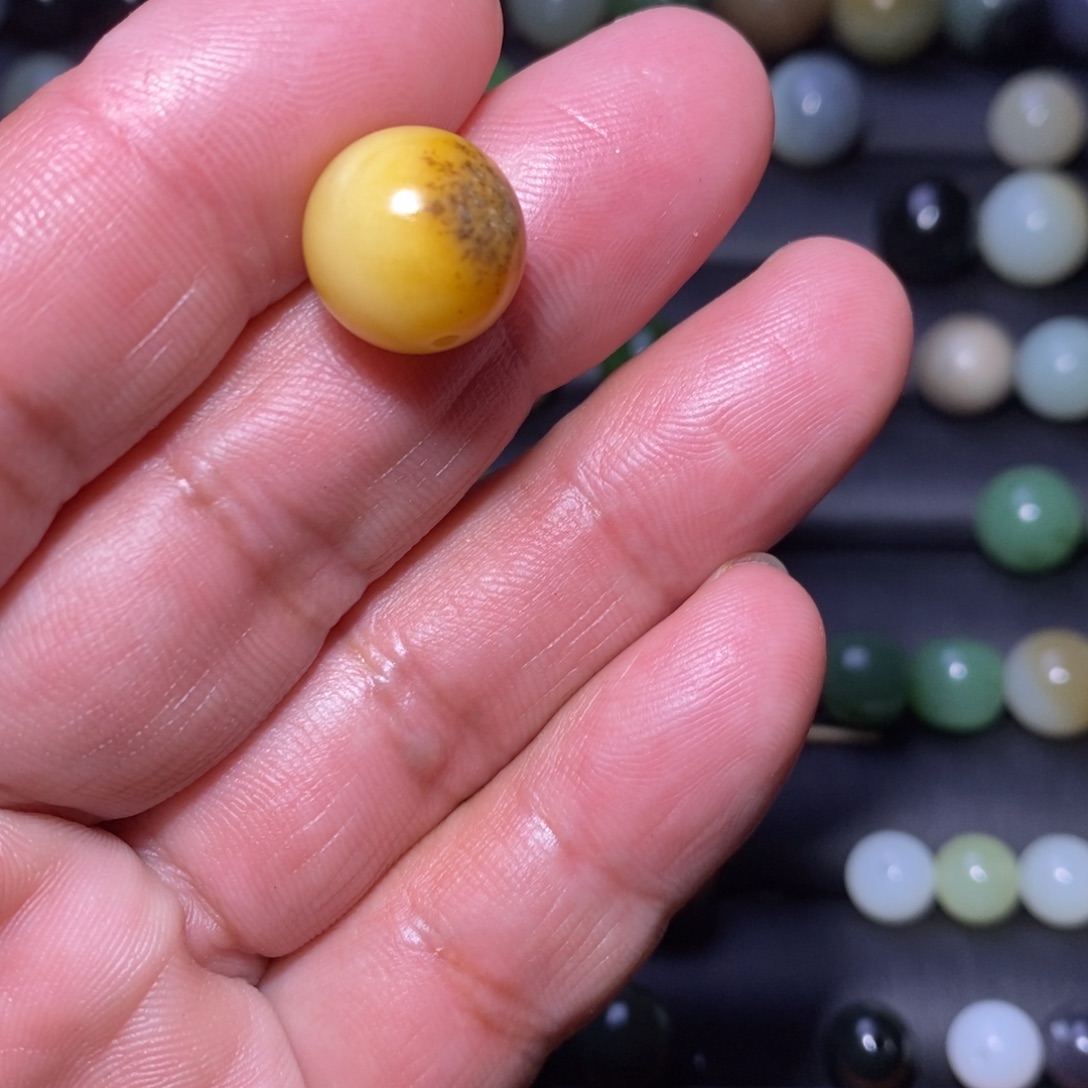 正***好和田玉（糖玉）未镶嵌珠宝半成品