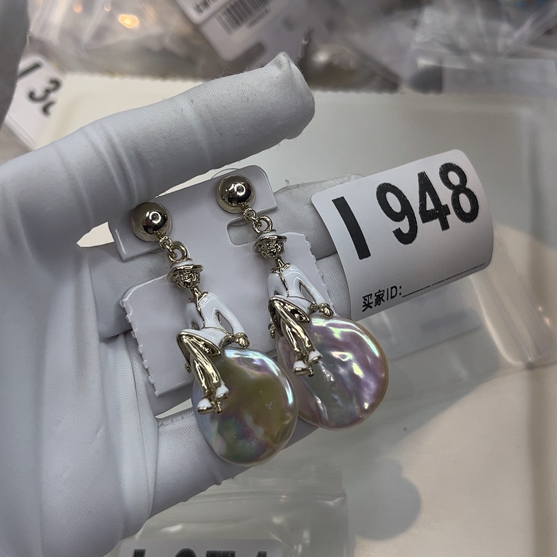 淡水珍珠耳饰合金