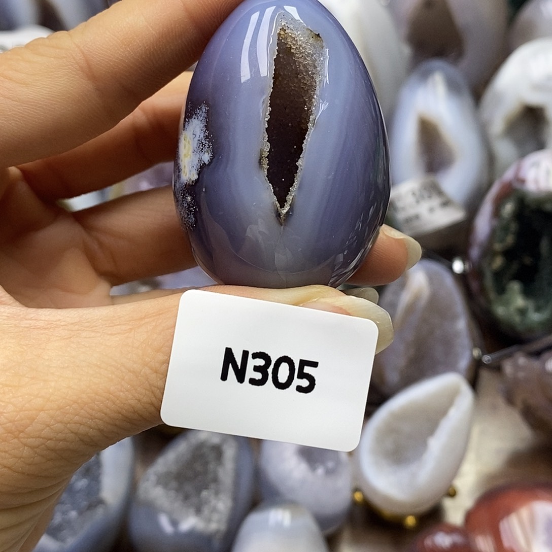 肖***恩未镶嵌玛瑙/玉髓珠宝奇石