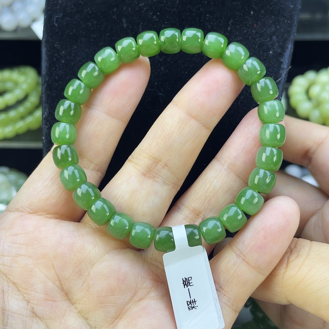 和田玉（碧玉）未镶嵌手链