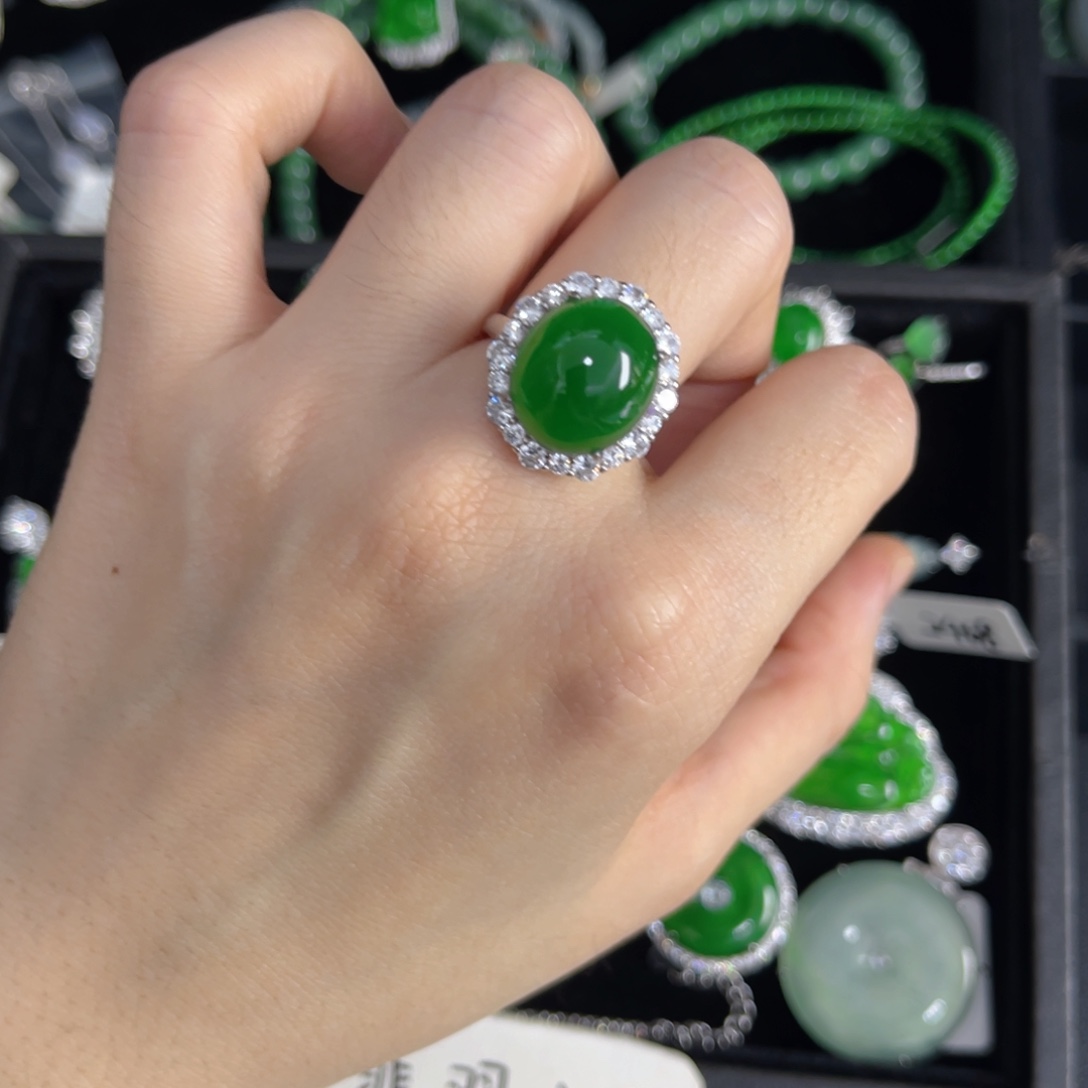 玄****翡翠银S925镶嵌戒指蛋面戒指