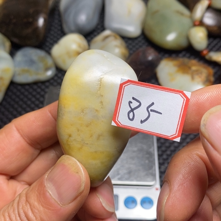 未镶嵌和田玉把件85