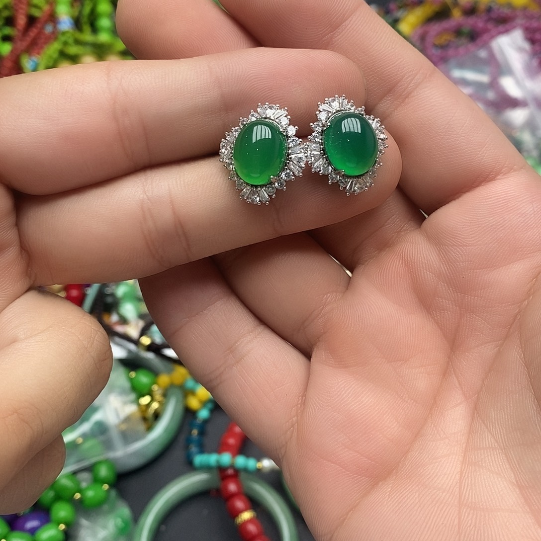 翡翠未镶嵌颈饰888