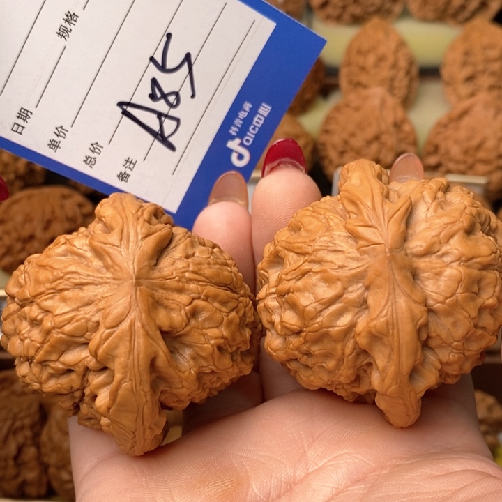 桃核吊坠精品大龙鼎
