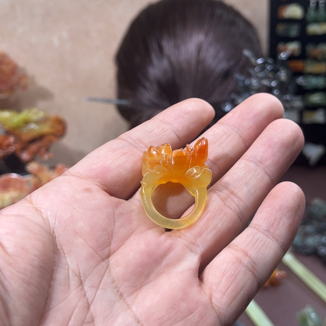 蛇纹石玉未镶嵌戒指糖*