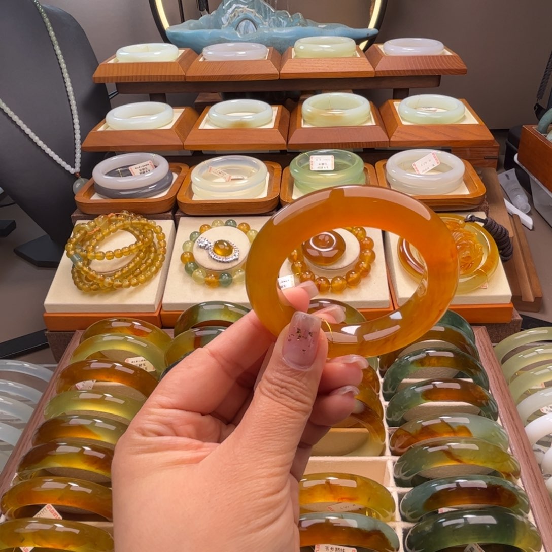 蛇纹石玉未镶嵌53-54