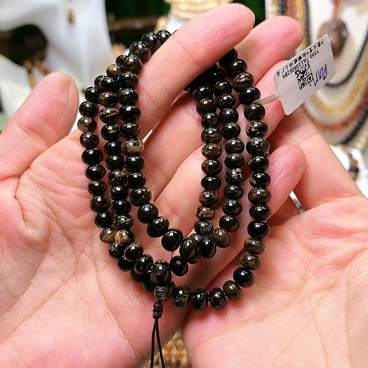 琥珀裸石未镶嵌抚顺琥珀