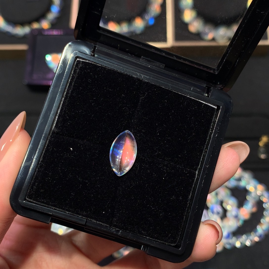 洛***苡月光石裸石未镶嵌