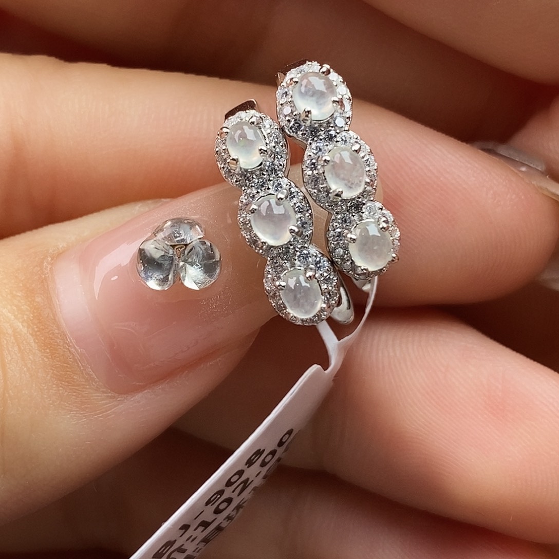 翡翠未镶嵌戒指翡翠