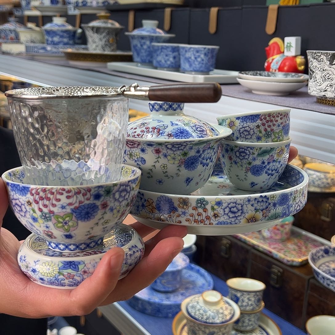 我们的目标是成为一个优秀的人