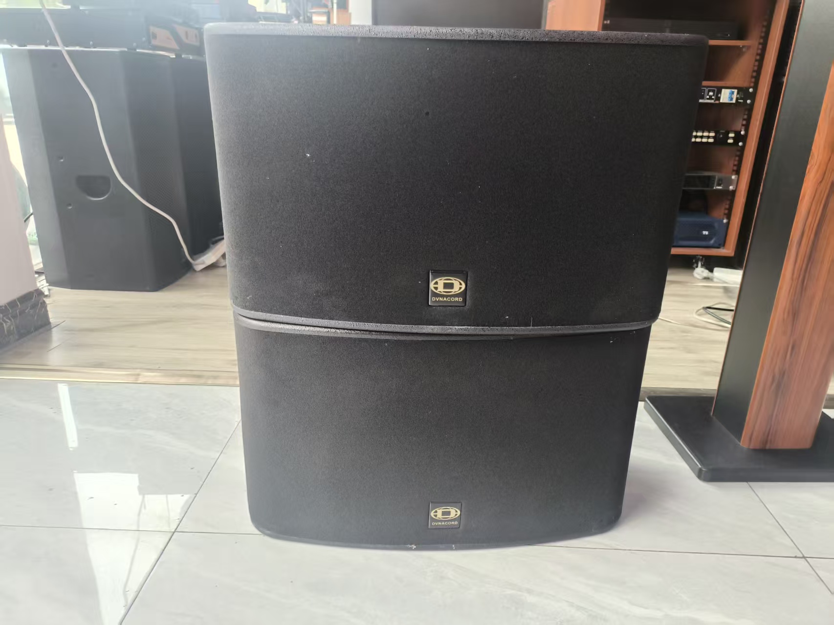 不包邮D牌kv-101十寸卡包音响