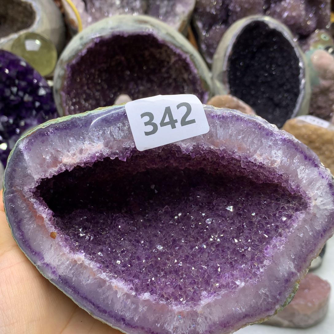 紫晶大型摆件（非配饰）未镶嵌爱*多