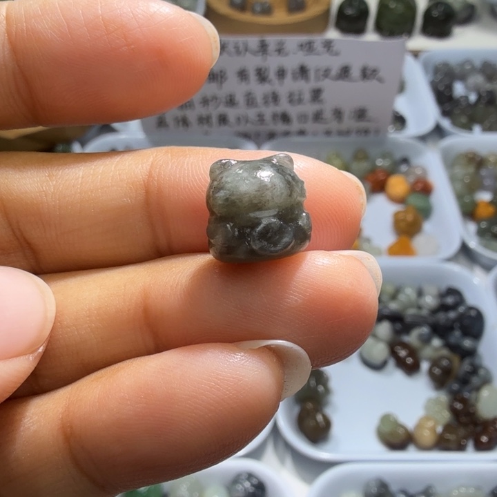 未镶嵌和田玉珠宝半成品