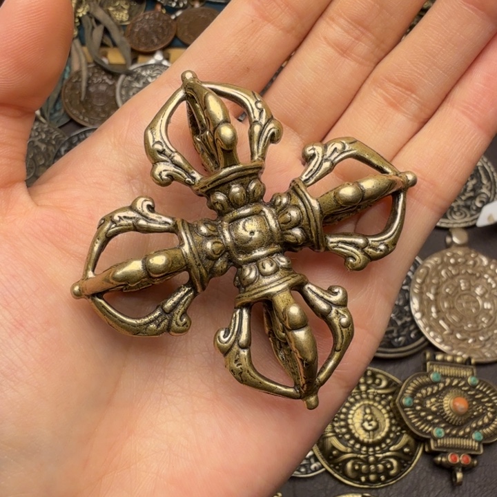 藏传文玩九宫如图