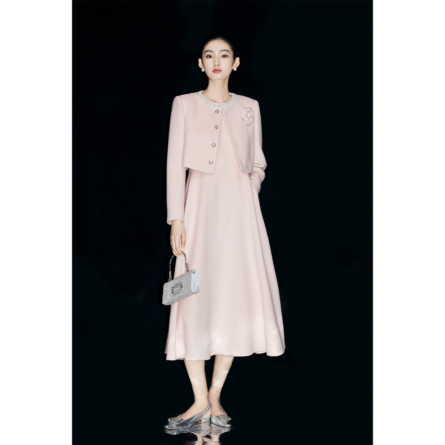 MandyZhang手工珍珠镶钻纯羊毛呢外套女秋冬温柔粉色短款大衣