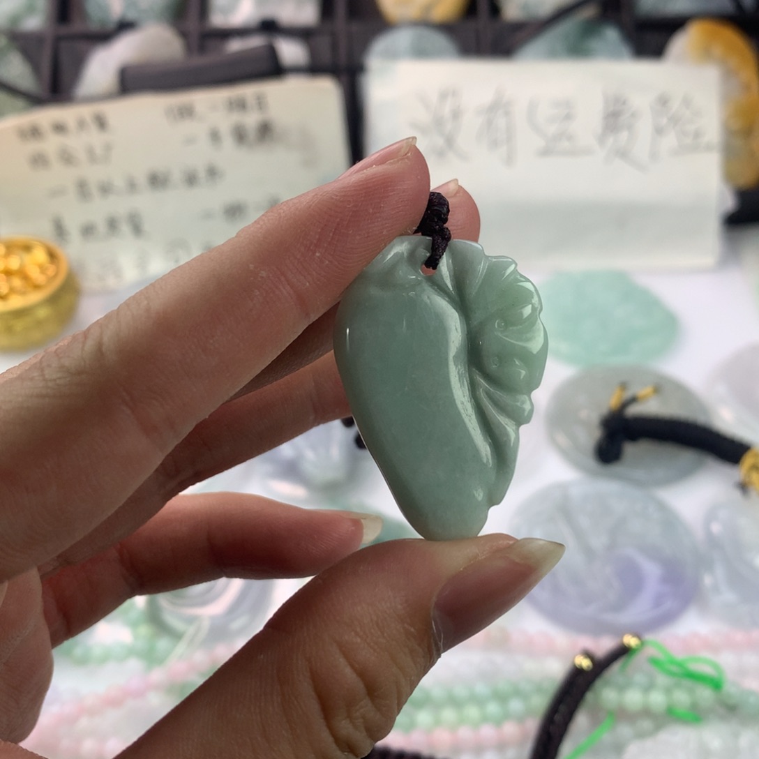 翡翠颈饰未镶嵌－