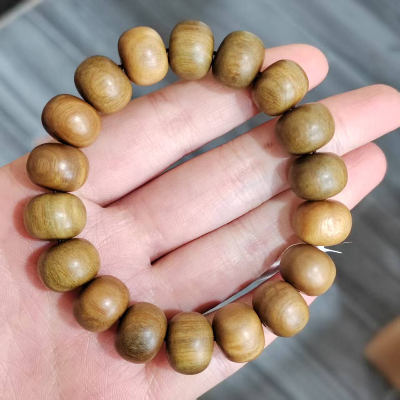 绿檀手串男女款卡15 247（无礼盒）