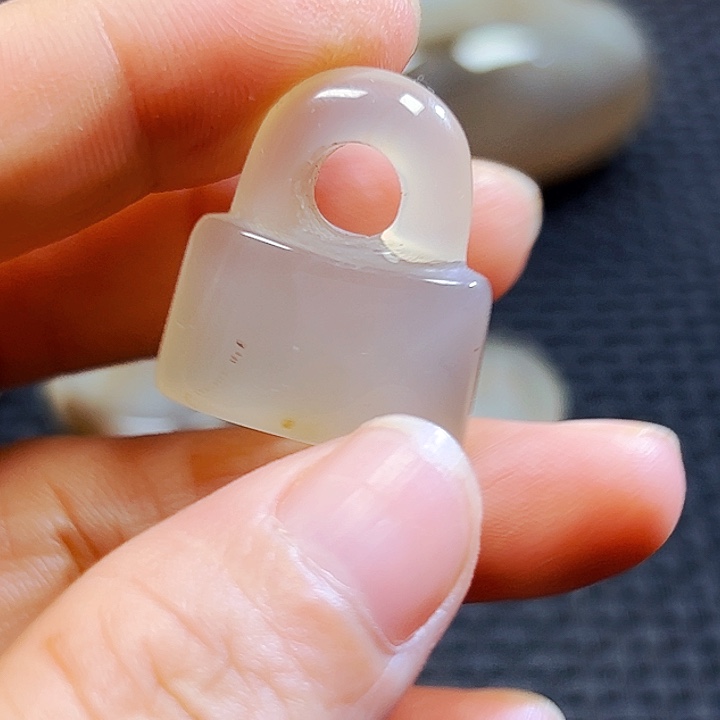 玛瑙/玉髓未镶嵌珠宝半成品