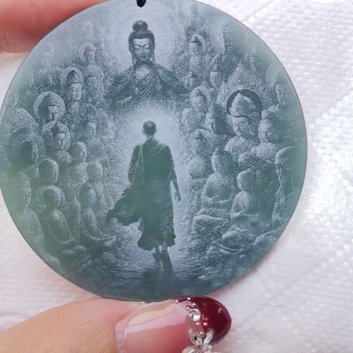 翡翠颈饰未镶嵌天然的A货翡翠多样性发货