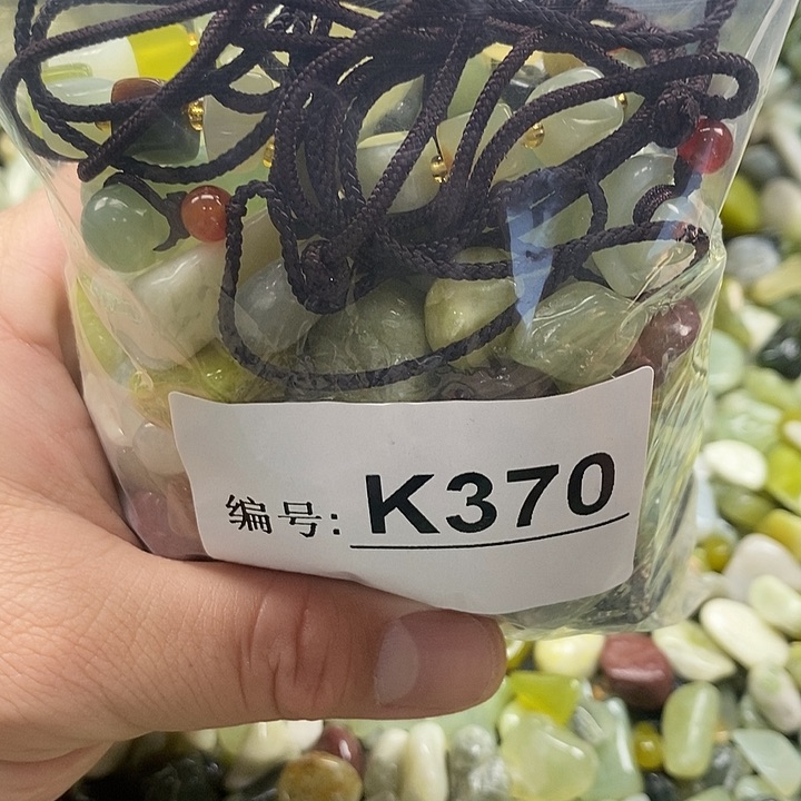 岫玉鱼缸石未镶嵌