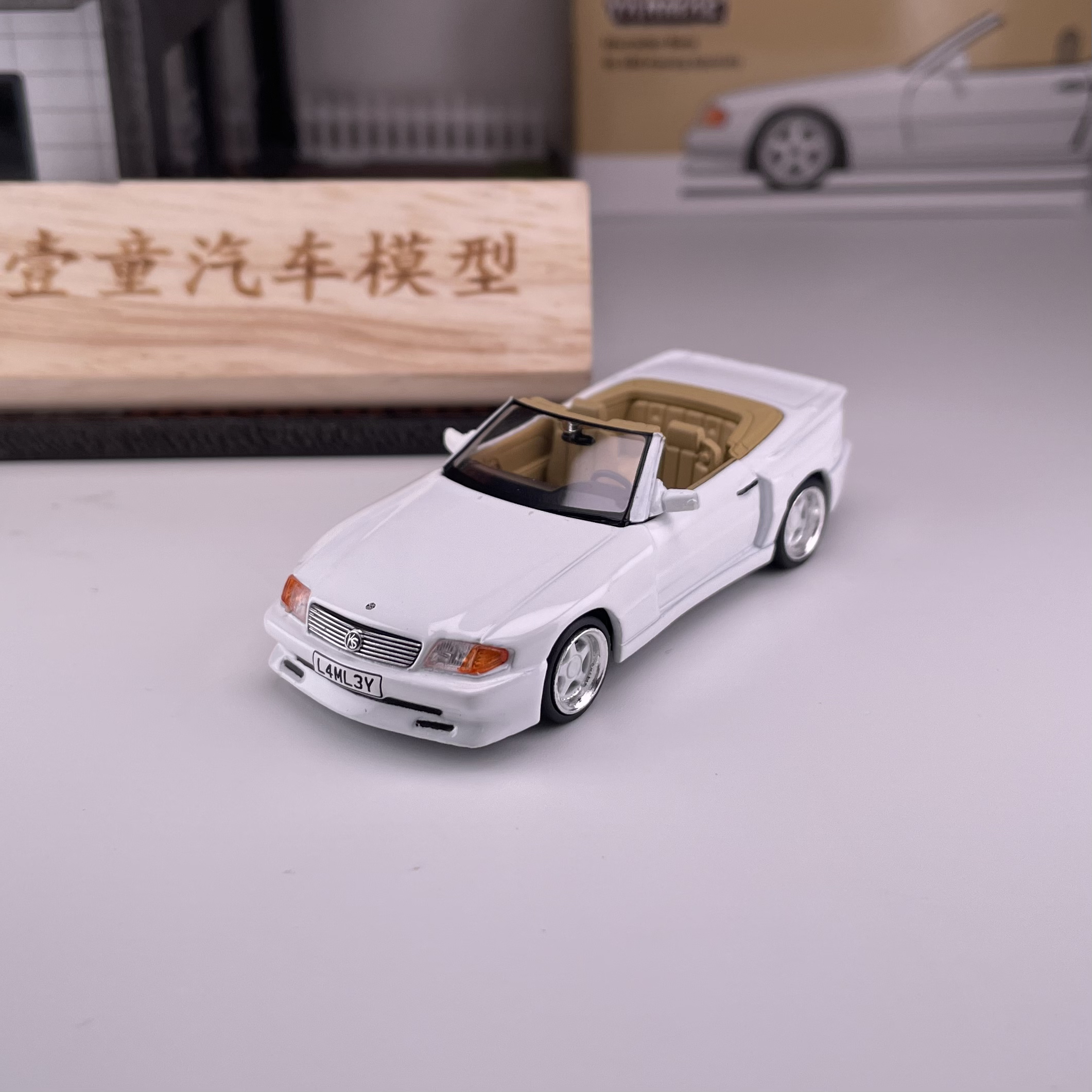 现货 TW 1:64 奔驰SL500 白色敞篷 合金汽车模型