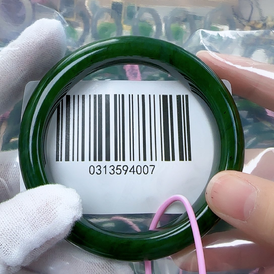 和田玉（碧玉）手镯未镶嵌60