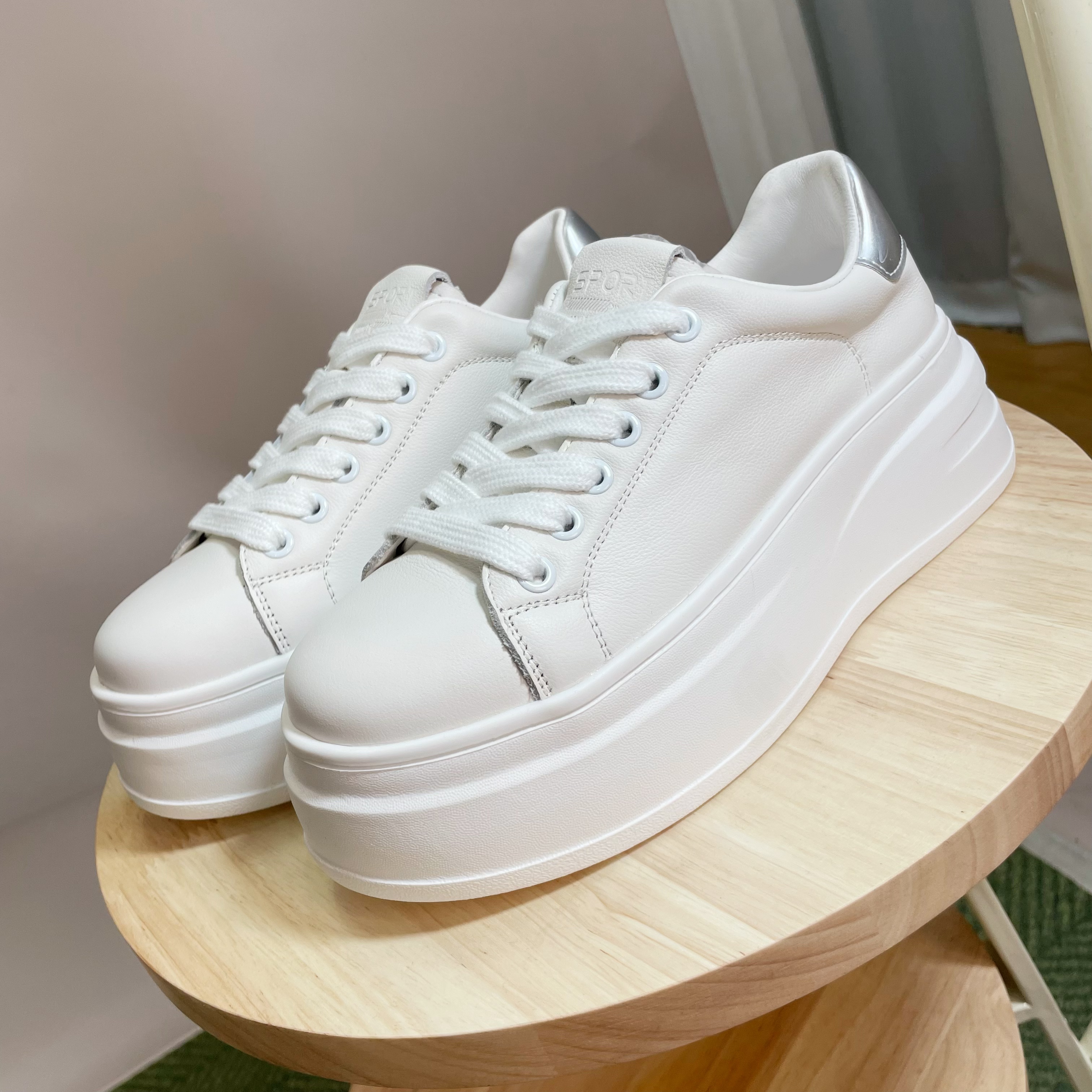 【明星同款】设计感女鞋真皮休闲鞋厚底增高小白鞋韩版百搭运动鞋