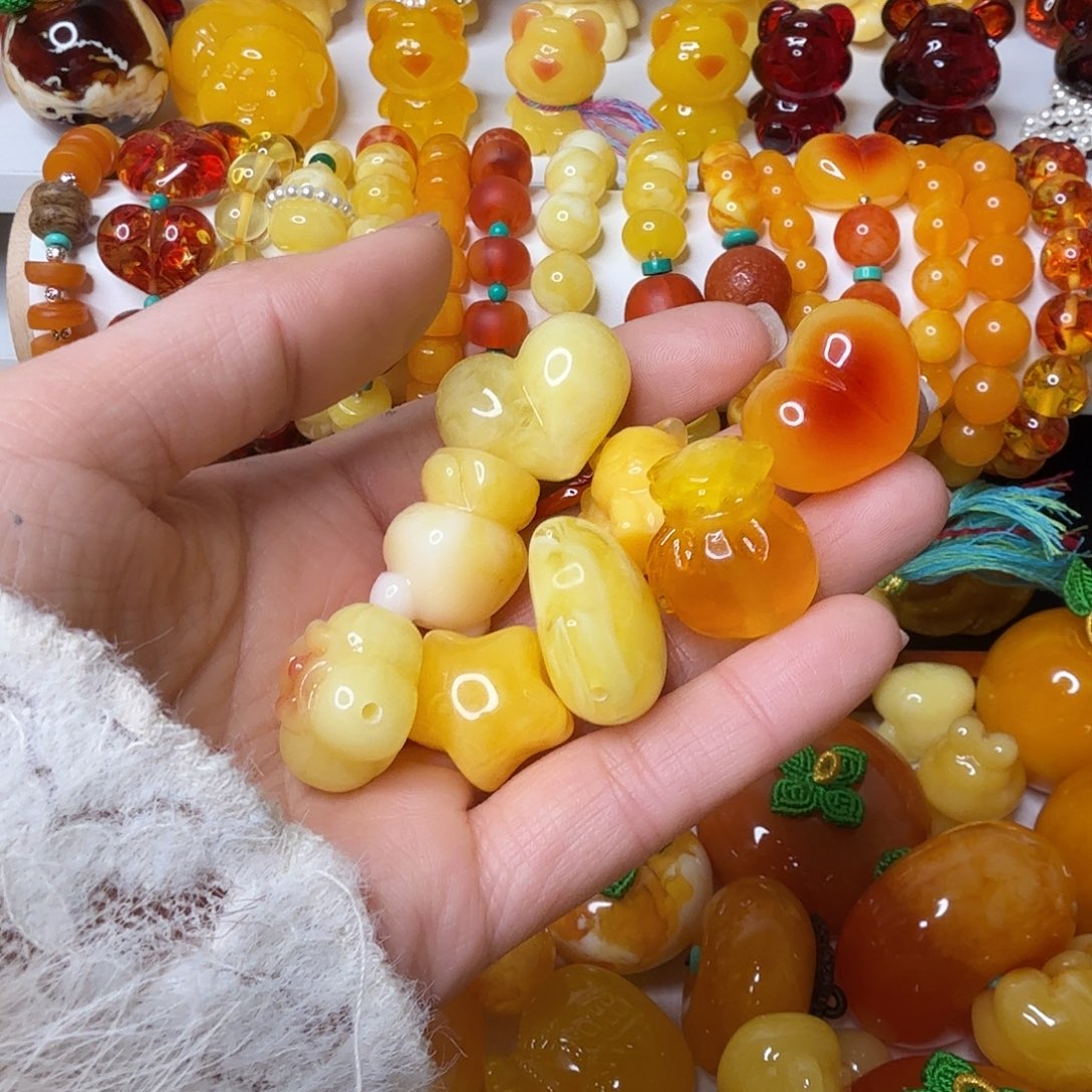 ঞ***耳非金属小配饰钱袋子爱心熊