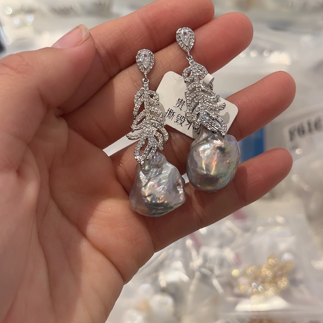 淡水珍珠耳饰合金