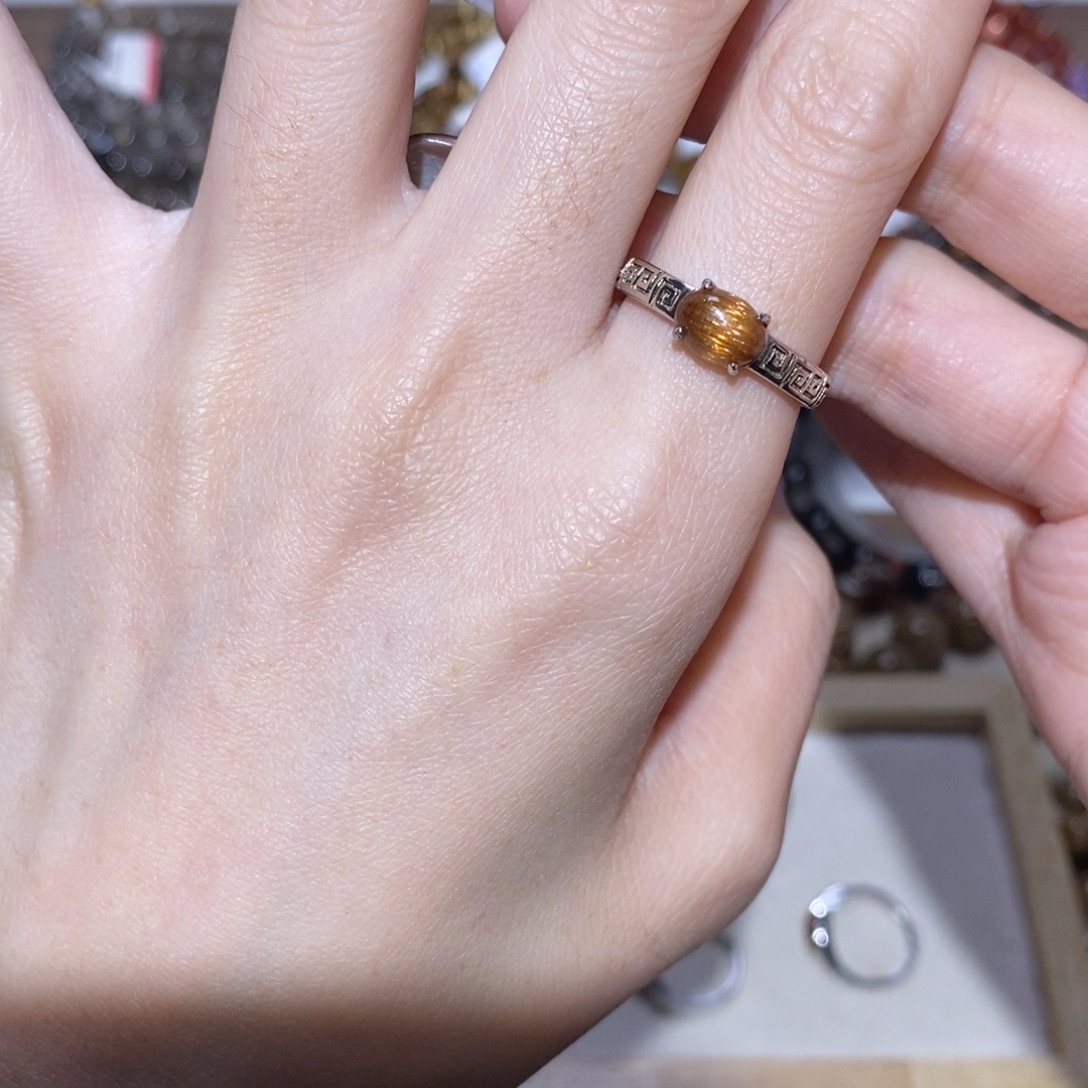 水晶手串未镶嵌铜钛