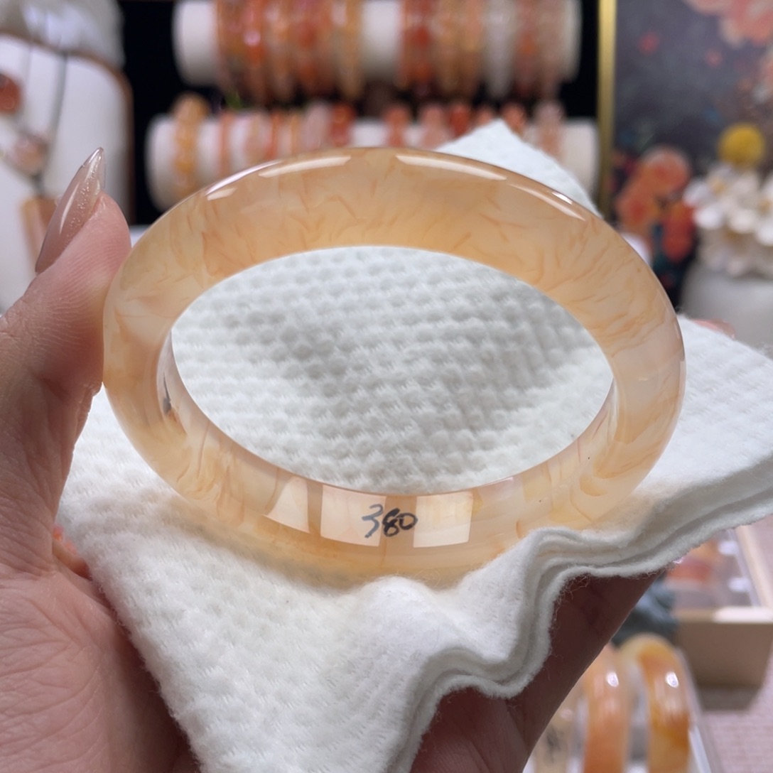 玛瑙/玉髓未镶嵌手镯58.3