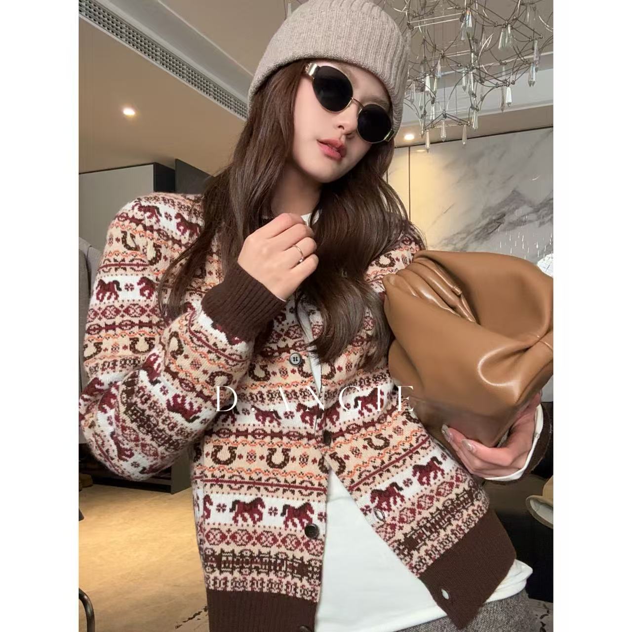 D.Angie【马年大吉】100%羊毛费尔岛针织开衫毛衣XMAQ328