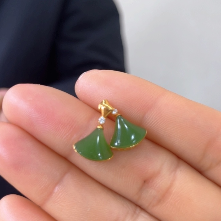 和田玉耳饰18K金镶嵌