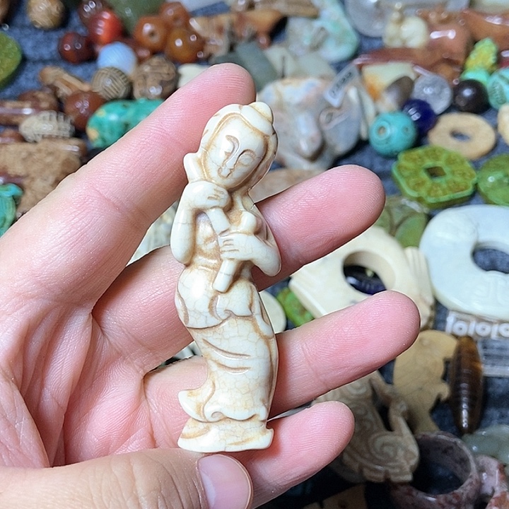 一***天和田玉未镶嵌颈饰201