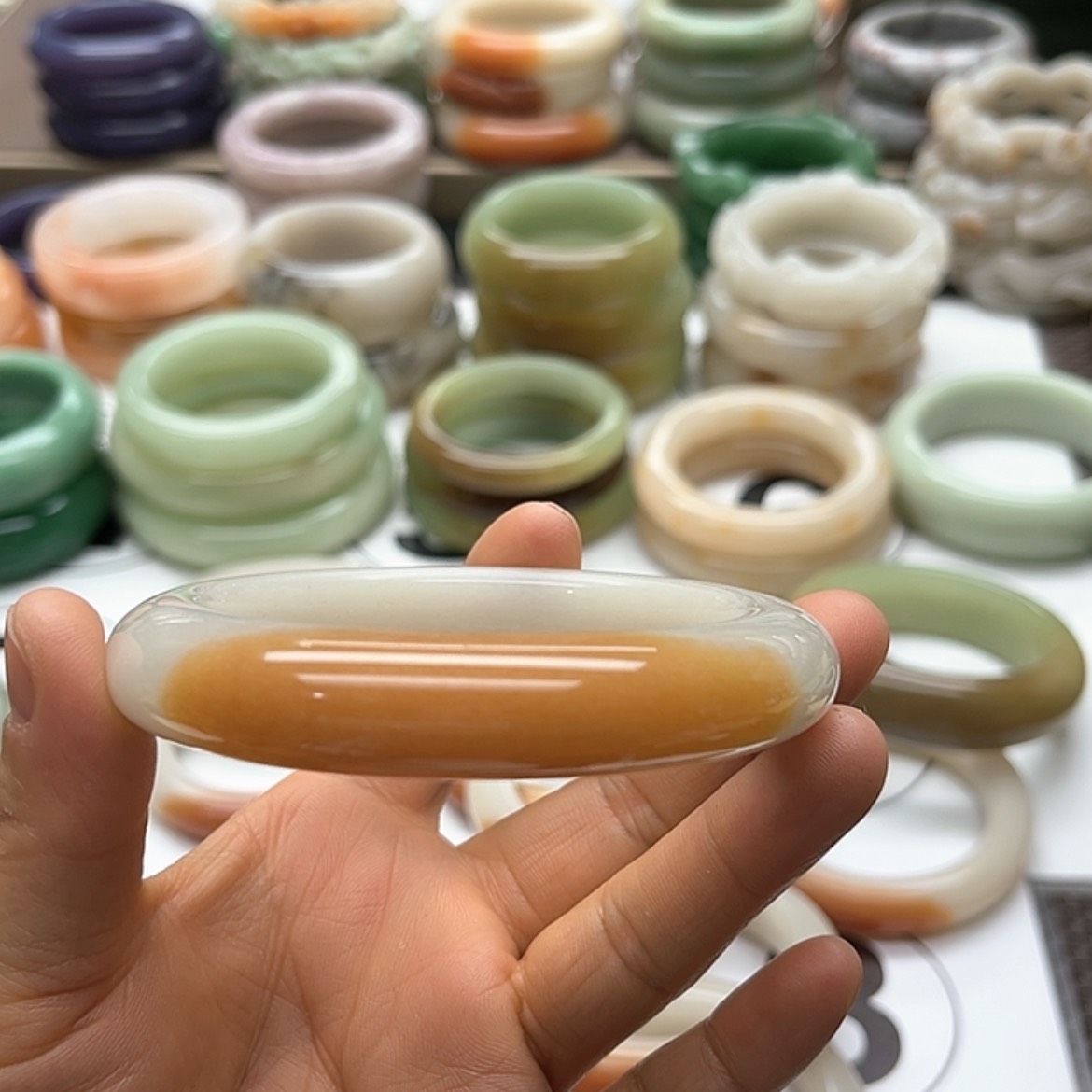 【闪购商品】未镶嵌手镯石英质玉橘糖福利