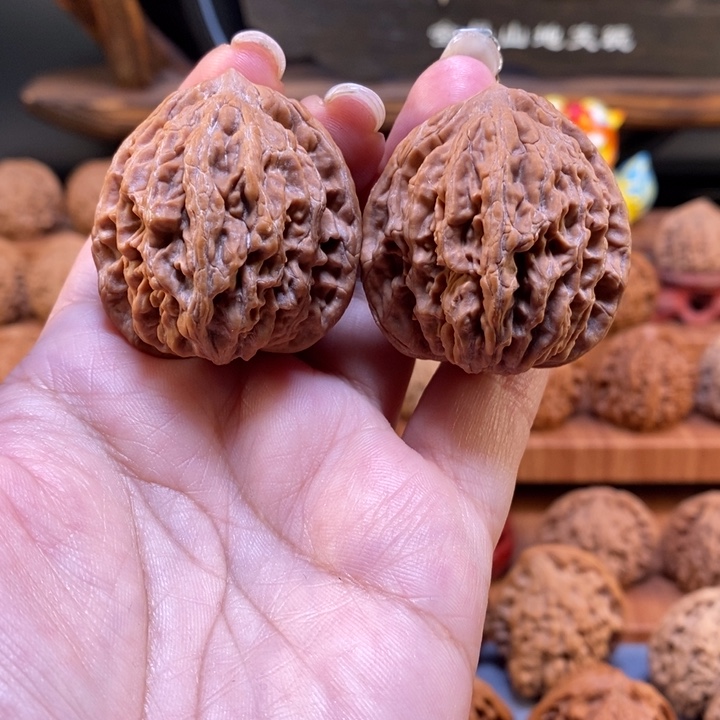 过***客吊坠文玩核桃38.5麦穗虎头