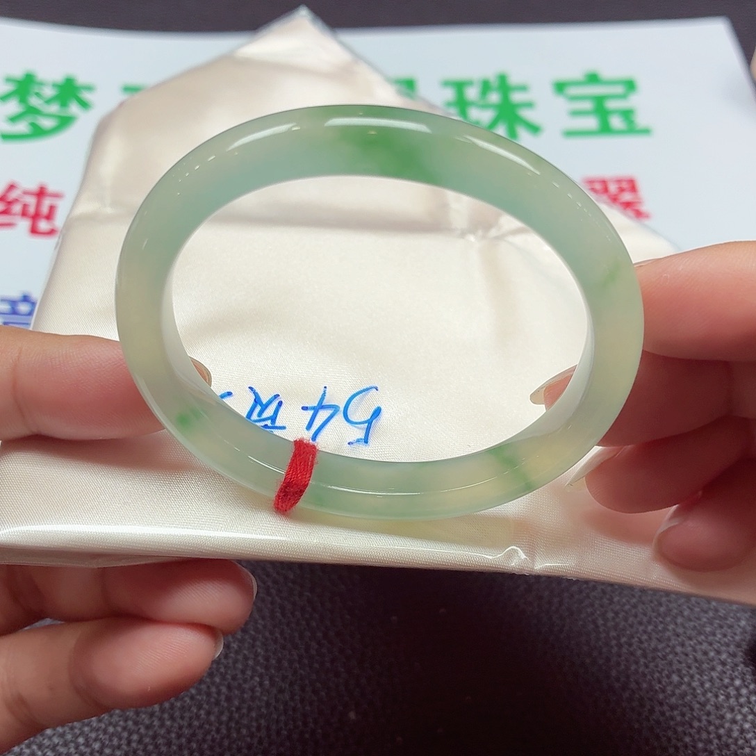 *****未镶嵌手镯（贵妃镯）翡翠天然缅甸A货翡翠