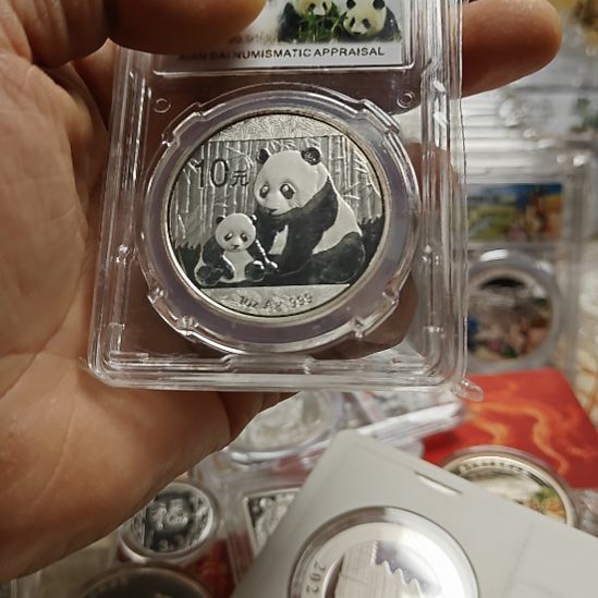开***玩纯银2012年1盎司熊猫银币