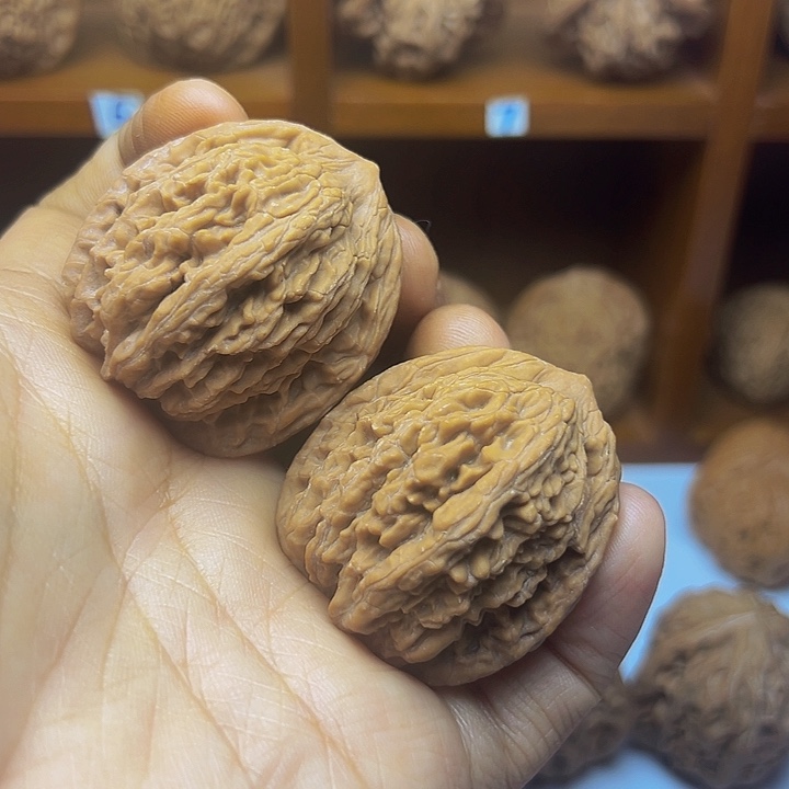 吊坠桃核39尺麦穗虎头