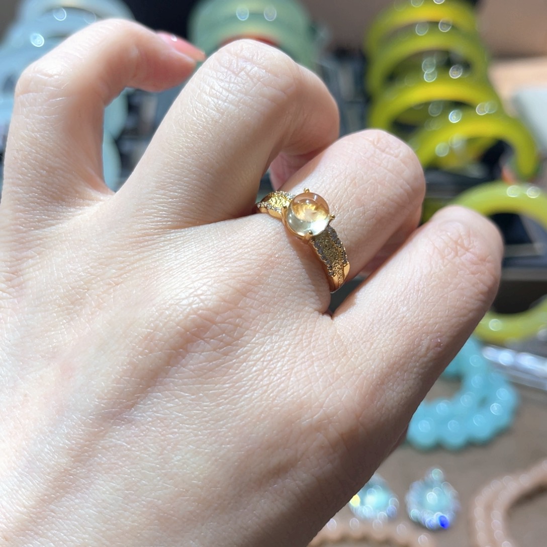 岫玉手镯未镶嵌手镯