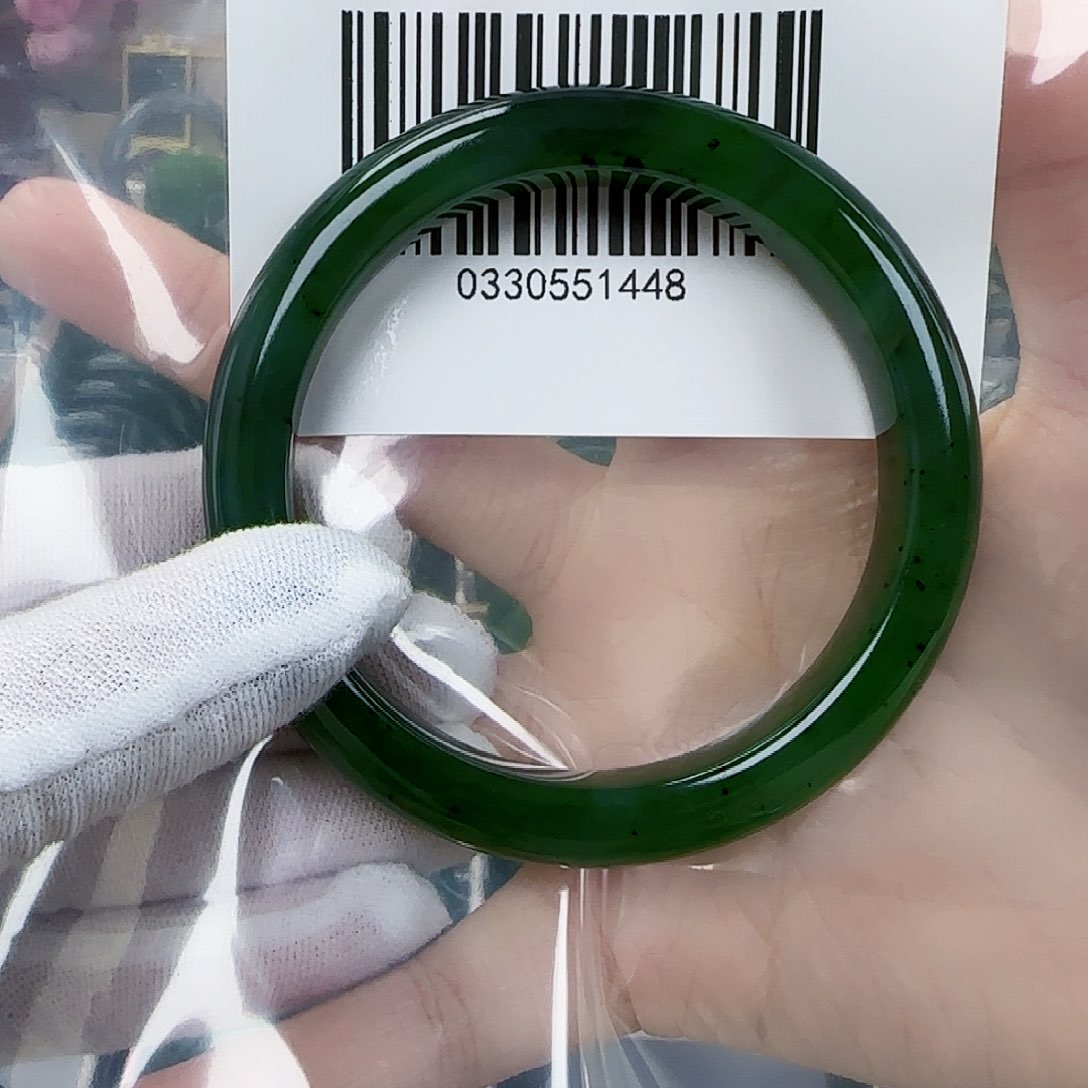 和田玉（碧玉）手镯未镶嵌60包容